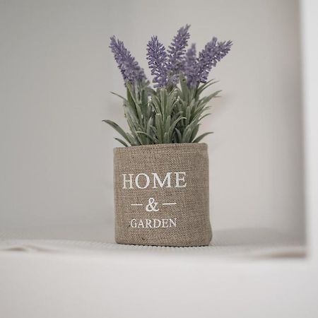 Joanna'S Home Megisti Bagian luar foto